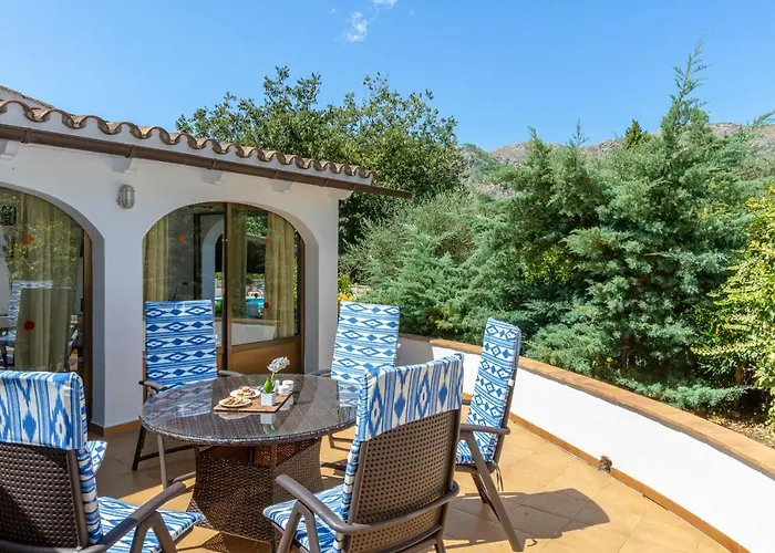 Willa Parades By Homevillas360