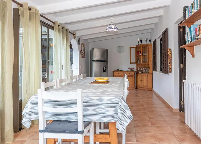 Parades By Homevillas360 Willa *