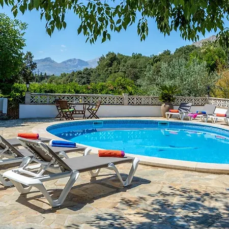 Villa Parades By Homevillas360 *