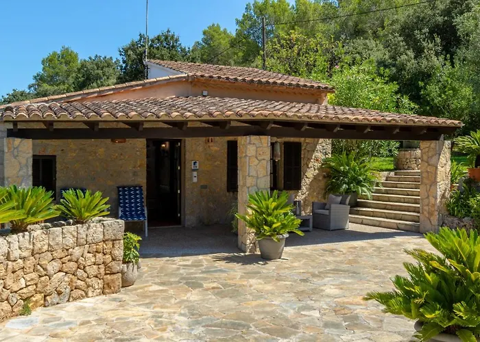 Parades By Homevillas360