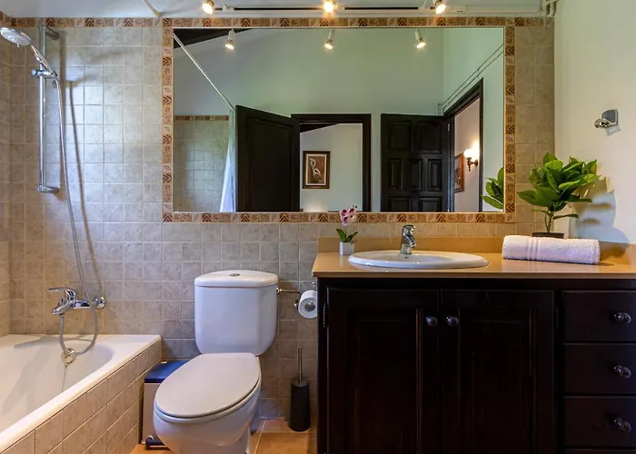 Parades By Homevillas360 Villa Pollenca