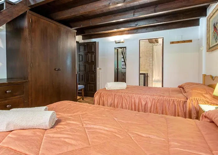 Parades By Homevillas360